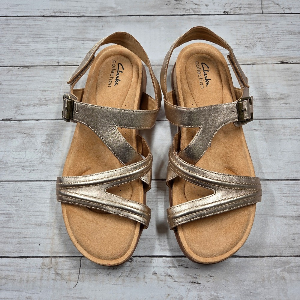 Clarks Sandals Women 12M Rose Gold Arla Step Metallic Strappy Cork Wedge Buckle